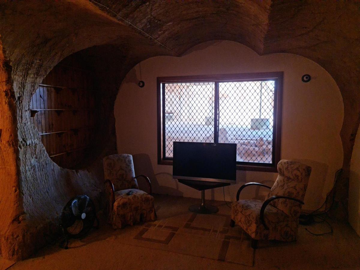 Underwood Court Fresh Dugout- Hosted By Coober Pedy Accommodations Zewnętrze zdjęcie